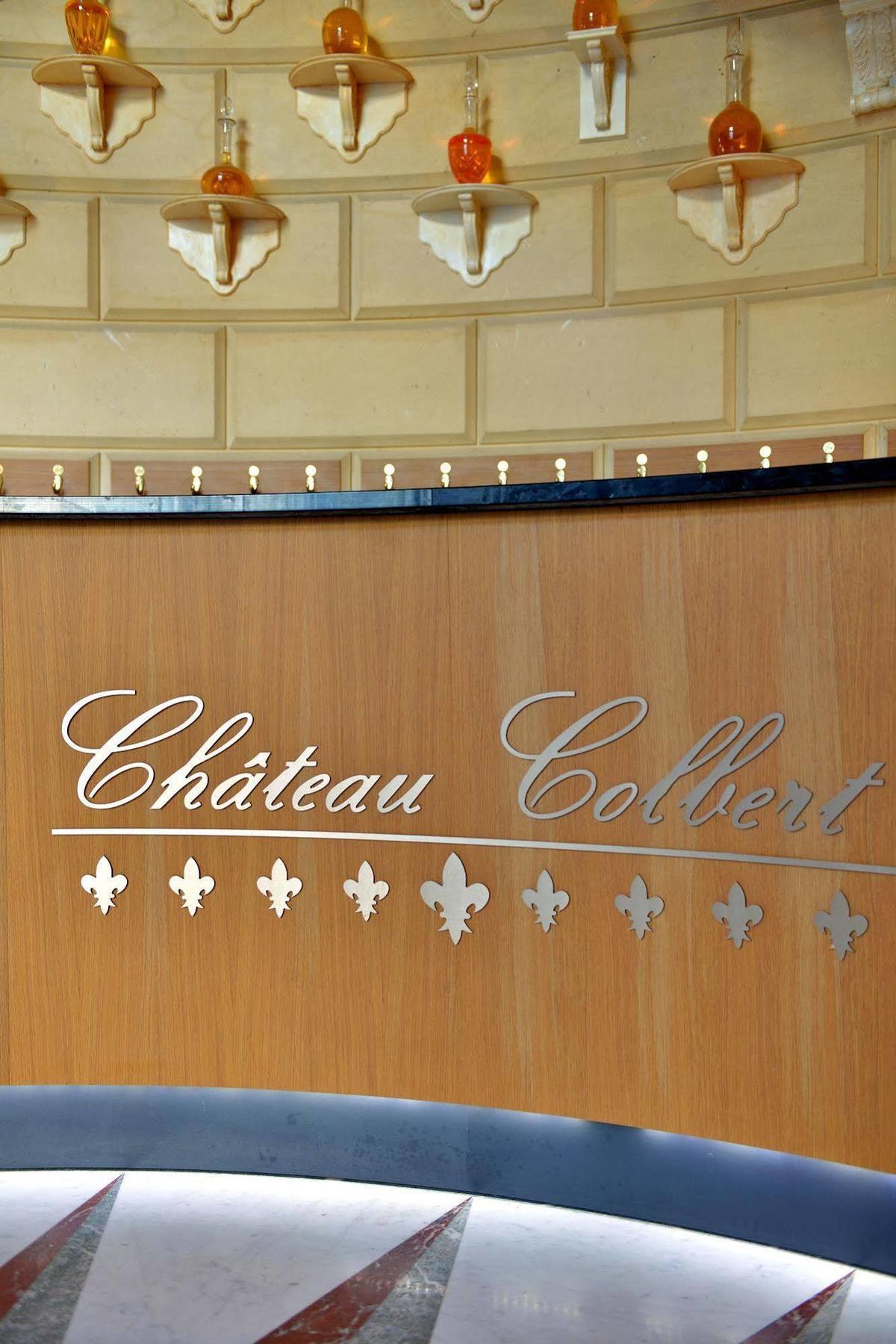 Chateau Colbert Maulevrier Exterior photo